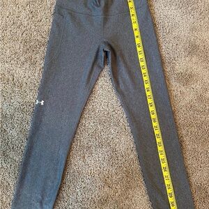 Under Armour Gray Leggings size small F-5